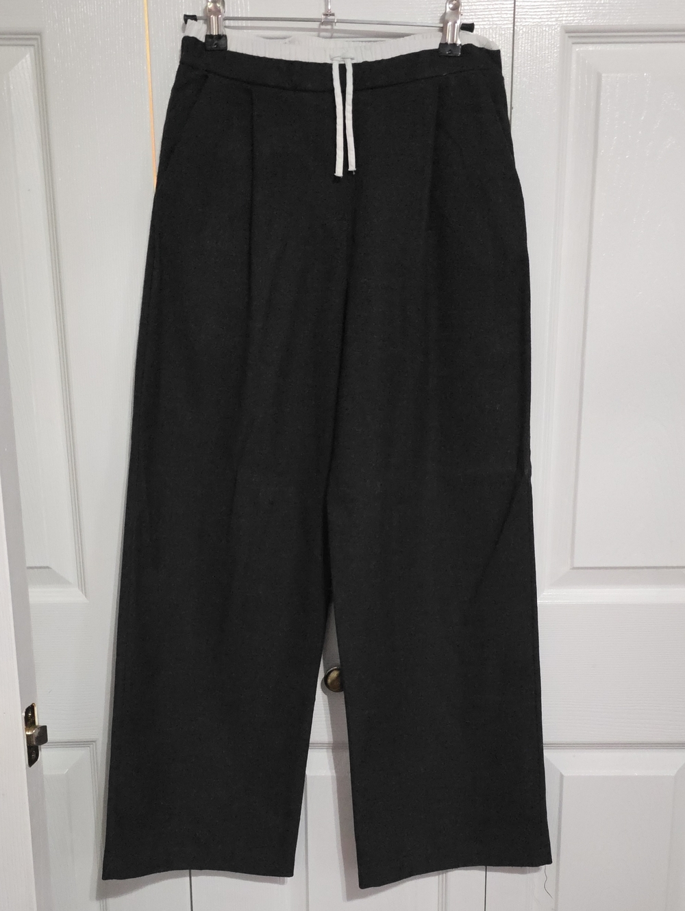 Zara Dark Gray Wide-Leg Drawstring Trousers with White Tie